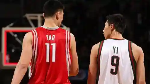 林书豪打过多少场首发阵容(林书豪不打NBA的原因)插图4