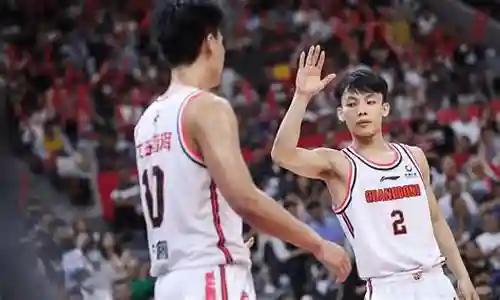 季后赛广东外援阵容插图