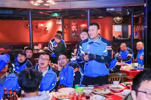 蓝色骑手阵容搭配插图