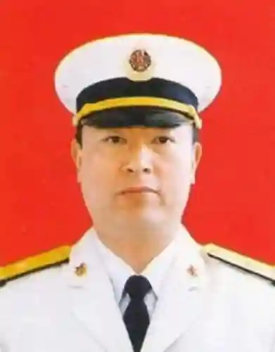 北海水警区装备部，北海水警区历任司令员插图1